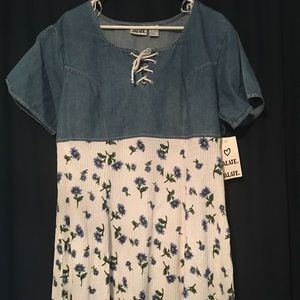 NWT Jalate  Dress.  18 Denim top. Floral Bottom.